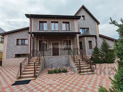 Отдельный дом · 6 комнат · 500 м² · 12 сот., Аманжолова за ~ 375.6 млн 〒 в Караганде, Казыбек би р-н
