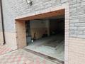 Жеке үй · 6 бөлме · 500 м² · 12 жүзд., Аманжолова, бағасы: ~ 375.6 млн ₸ в Караганде, Казыбек би р-н — фото 4