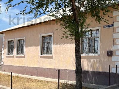 Отдельный дом · 5 комнат · 180 м² · 10 сот., Үмбетей жырау 21 — Туран мкрн, Оралман за 25 млн ₸ в Туркестане