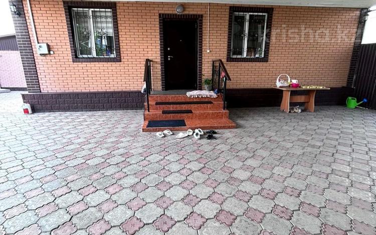 Отдельный дом · 6 комнат · 197 м² · 10 сот., Отенай за 55 млн 〒 в Талдыкоргане — фото 2