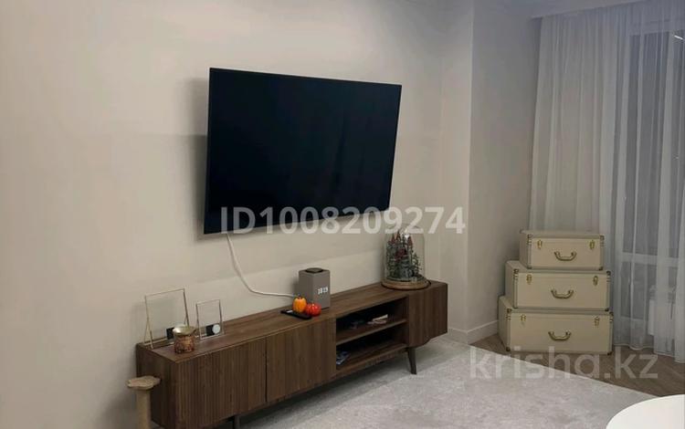1-бөлмелі пәтер · 50 м² · 10/16 қабат, Байтерекова 100/4, бағасы: 15 000 ₸ в Шымкенте, Каратауский р-н — фото 2