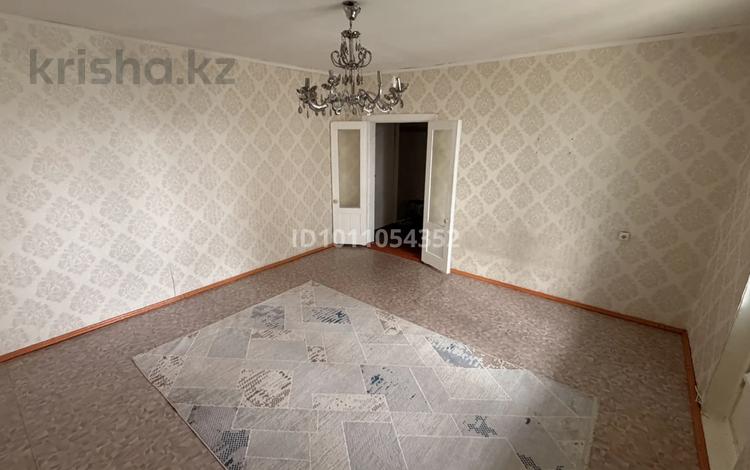 2-бөлмелі пәтер · 51 м² · 3/5 қабат, мкр Юго-Восток, Мкр Орбита 9 — Ориентировочно находиться возле авторынка, бағасы: 160 000 ₸ в Караганде, Казыбек би р-н — фото 2