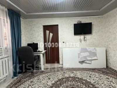 2-комнатная квартира · 35 м², Жетысуская ул. 22А за 200 000 ₸ в Алматы, Медеуский р-н