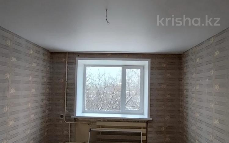 1 комната · 15 м² · 3/5 этаж, Шухова 42 за 60 000 ₸ в Петропавловске — фото 2