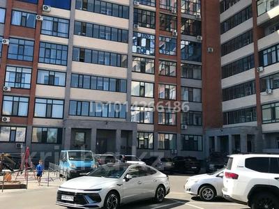 3-бөлмелі пәтер · 87.2 м² · 9/10 қабат, Ак. Сатпаева 182, бағасы: 46 млн ₸ в Павлодаре