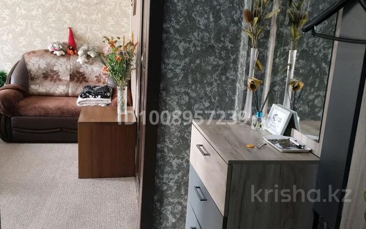 1-бөлмелі пәтер · 32 м² · 5/5 қабат, Назарбаева 63/1, бағасы: 10 000 ₸ в Усть-Каменогорске, Ульбинский — фото 2