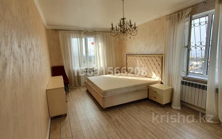 3-комнатная квартира, 100 м², Аскарова Асанбая 21