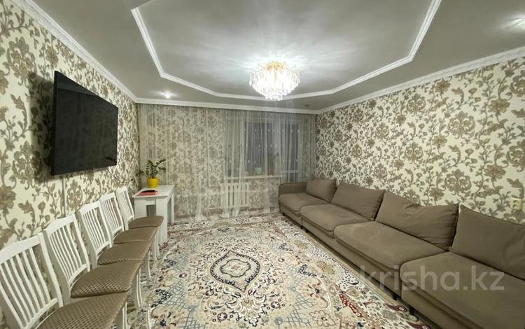 4-бөлмелі пәтер · 71 м² · 8/9 қабат, мкр Юго-Восток, 30й микрорайон, бағасы: 25.5 млн ₸ в Караганде, Казыбек би р-н — фото 2