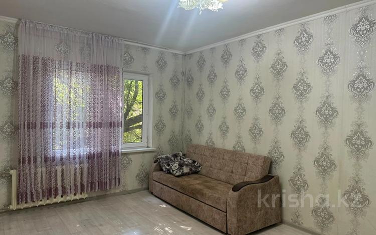 1-комнатная квартира · 36 м² · 2/5 этаж, Микрорайон Спортивный 10 за 110 000 ₸ в Шымкенте — фото 2