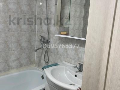 2-бөлмелі пәтер · 55 м² · 3/5 қабат, мкр 4 30, бағасы: 140 000 〒 в Уральске