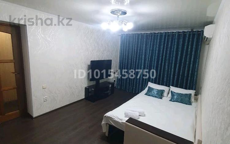 1-бөлмелі пәтер · 30 м² · 2/4 қабат, Момышулы 4 — Арбат,пл.Аль-Фараби, бағасы: 160 000 ₸ в Шымкенте, Аль-Фарабийский р-н — фото 2
