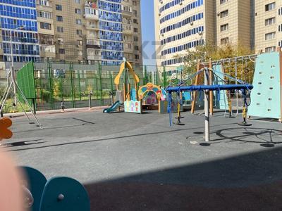 3-комнатная квартира · 119 м² · 9/15 этаж, Толе би 273а — озеро Сайран за 65 млн ₸ в Алматы, Алмалинский р-н