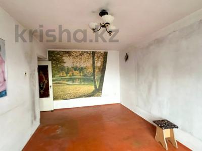 2-бөлмелі пәтер · 44 м² · 4/5 қабат, Самал, бағасы: 14 млн ₸ в Талдыкоргане, мкр Самал