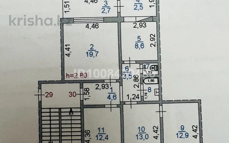 4-бөлмелі пәтер · 80 м² · 5/5 қабат, Гоголя 8 — На против 13 ой школы, бағасы: 27 млн ₸ в Жезказгане — фото 2