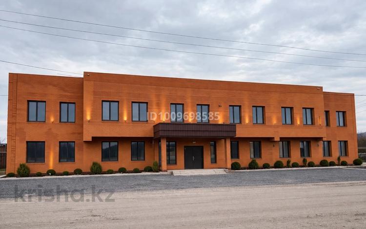 2-комнатная квартира · 55.9 м² · 1/2 этаж, ул. Нияз 13 за 22.9 млн ₸ в Боралдае (Бурундай), мкр Водник-2 — фото 32
