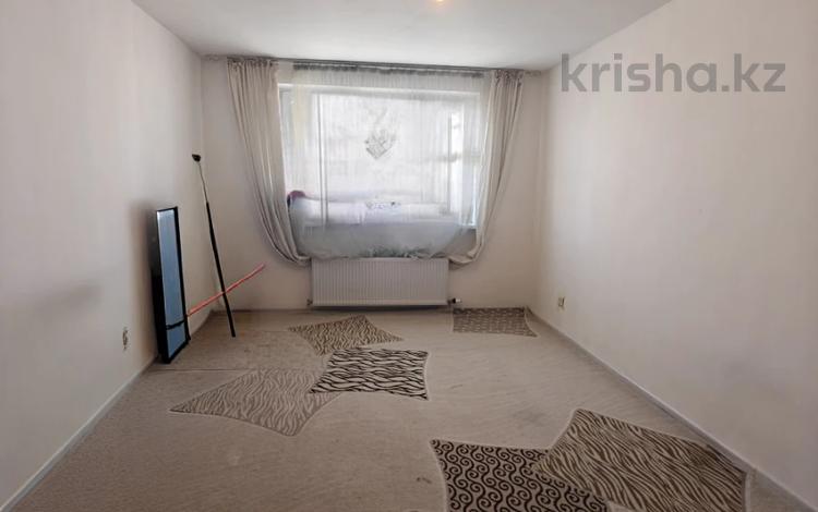 2-комнатная квартира · 56 м² · 5/6 этаж, мкр Мадениет — Лифт! Средний этаж — не угловая за 27.5 млн ₸ в Алматы, Алатауский р-н — фото 2