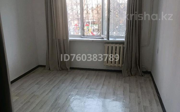 1-бөлмелі пәтер · 18 м² · 2/4 қабат, мкр №7 — Абая -Правда, бағасы: 120 000 ₸ в Алматы, Ауэзовский р-н — фото 2