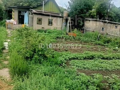 Дача · 2 комнаты · 20 м² · 7 сот., Южная — Трасса Темиртау -Астана. Рядом придорожное кафе Смак за 300 000 〒