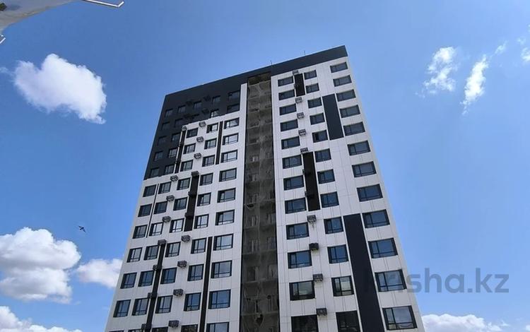 2-бөлмелі пәтер · 76.3 м² · 8/14 қабат, Набережная, бағасы: ~ 41.9 млн ₸ в Костанае — фото 31