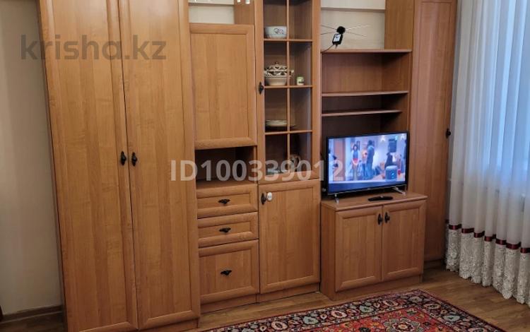 1-комнатная квартира · 35 м² · 2/5 этаж, Айманова — Жандосова за 240 000 ₸ в Алматы, Бостандыкский р-н — фото 2