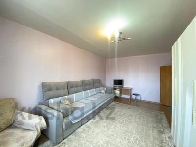 3-комнатная квартира · 154 м² · 5/6 этаж, Майкудук, Голубые пруды за 48.5 млн ₸ в Караганде, Алихана Бокейханова р-н