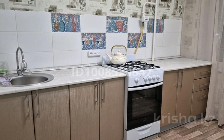 1-бөлмелі пәтер · 35 м² · 3/5 қабат, 11микрарайон 5, бағасы: 10 000 ₸ в Житикаре — фото 2