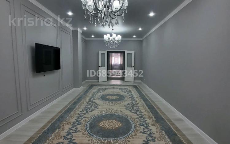 6-бөлмелі пәтер · 240 м² · 7/9 қабат, 17-й мкр 45 — Мешіт пен Ясин поликлиникасының ортасында орналасқан., бағасы: 101 млн ₸ в Актау — фото 8