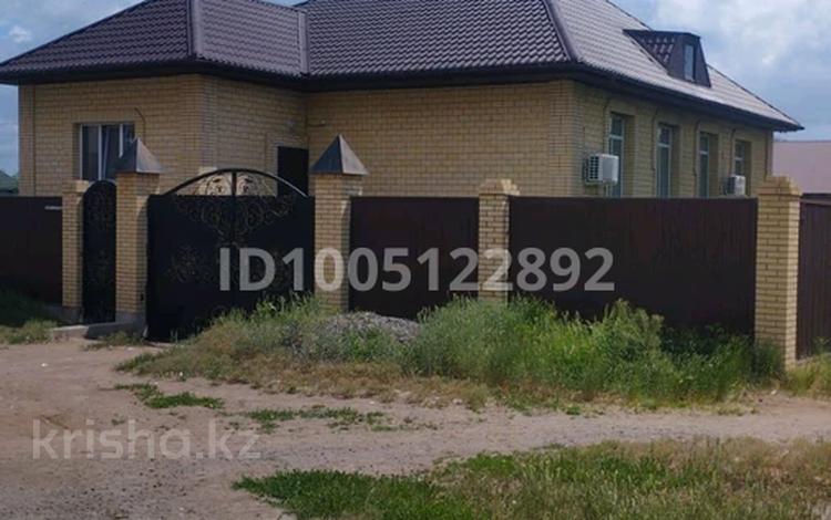 Отдельный дом · 4 комнаты · 280 м² · 6 сот., Пушкина 70а — Пушкина Советов, рядом с кафе Казахстан. за 53 млн 〒 в Аксу — фото 2