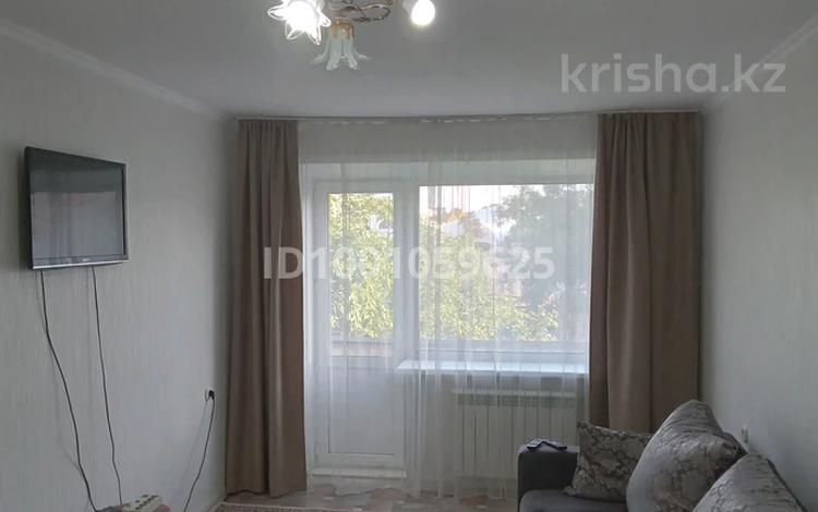 1-комнатная квартира · 35 м² · 2/5 этаж, Кенесары 15 — Аптека Юна за 15 000 〒 в Бурабае — фото 9
