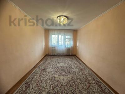 3-комнатная квартира, 60 м², 4/4 этаж, Рашидова за 15 млн 〒 в Шымкенте, Аль-Фарабийский р-н