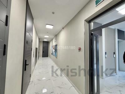 3-комнатная квартира · 107.8 м² · 7/16 этаж, Утеген батыра 11 — Район Сайрана за 71 млн ₸ в Алматы, Ауэзовский р-н