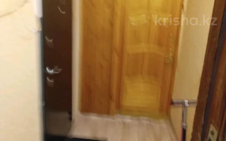 3-комнатная квартира · 63 м² · 7/9 этаж, мкр Северо-Восток 23 — Продаётся 3ком квартира Район Северо-восток 2 23 за 19 млн ₸ в Уральске — фото 2