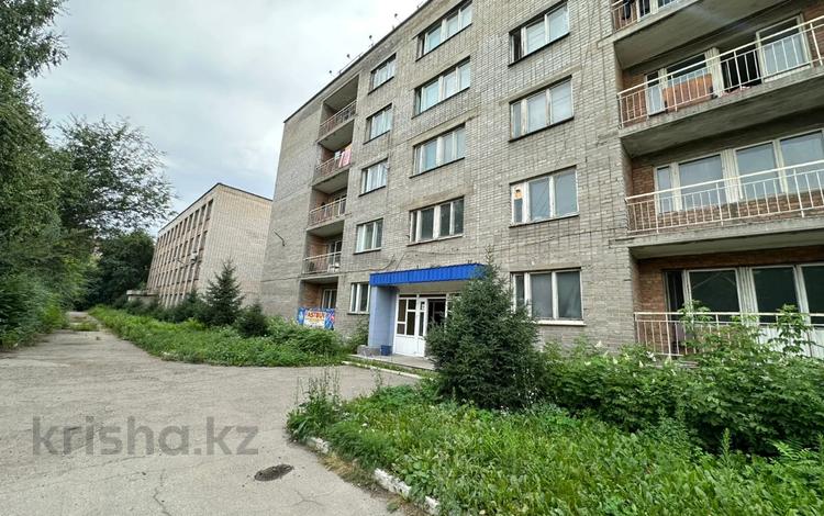 Свободное назначение, офисы, магазины и бутики, бани, гостиницы и зоны отдыха, медцентры и аптеки, образование, развлечения · 4470 м² за 980 млн 〒 в Усть-Каменогорске — фото 50