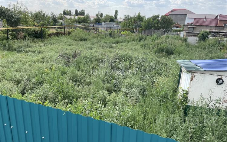 Жер телімі · 5 сотық, Чингерлауская 20А, бағасы: 4.5 млн ₸ в Аксае — фото 2