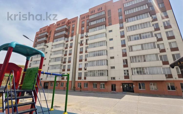 3-бөлмелі пәтер · 80.25 м² · 8/9 қабат, ​Микрорайон Асар 2 14/1, бағасы: 25 млн ₸ в Шымкенте — фото 2