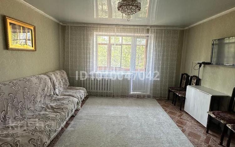 4-комнатная квартира · 85 м² · 4/9 этаж, мкр Юго-Восток, Камали Дюсембекова 67 за 27.4 млн ₸ в Караганде, Казыбек би р-н — фото 2