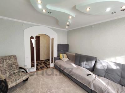 3-бөлмелі пәтер · 58 м² · 5/5 қабат, Б.Мамышулы 13, бағасы: 18 млн ₸ в Аксу