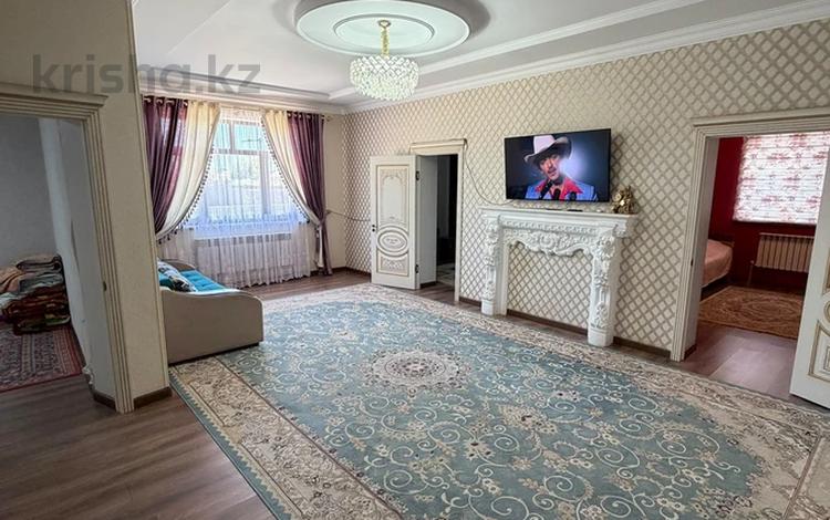 Отдельный дом · 5 комнат · 182 м² · 10 сот., Кожабек Жұмабаев 12 — Наурыз микрорайон за 42 млн ₸ в  — фото 2