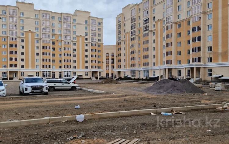 4-комнатная квартира, 123 м², 2/9 этаж, 137-й учётный квартал 349 за 45.7 млн 〒 в Караганде, Казыбек би р-н — фото 2
