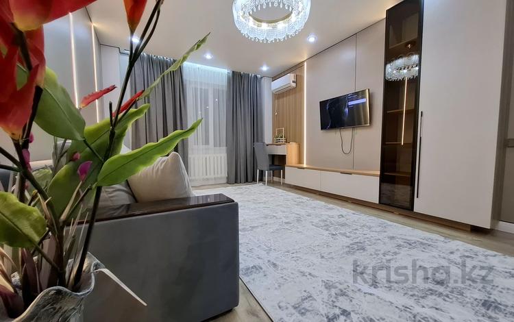 2-бөлмелі пәтер · 58 м² · 3/10 қабат, мкр Нурсат 214 — Назарбекова, бағасы: 3 500 ₸ в Шымкенте, Каратауский р-н — фото 2