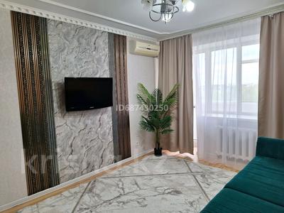 3-комнатная квартира · 70 м² · 4/5 этаж, мкр 12 17 за 18 000 〒 в Актобе