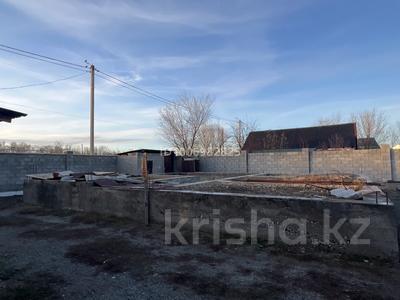 Отдельный дом · 2 комнаты · 10 м² · 10 сот., Күреңбел 9 — 1 за 15 млн 〒 в Талдыкоргане