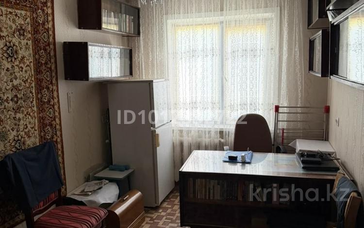 3-бөлмелі пәтер · 58.5 м² · 4/5 қабат, ул. Алиханова 18, бағасы: 21 млн ₸ в Караганде — фото 2