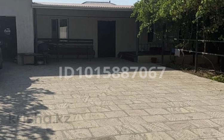 Отдельный дом · 4 комнаты · 200 м² · 200 сот., Едилхан таймасов 56 — 18 орта мектеп арты за 22 млн ₸ в Жанаозен — фото 2