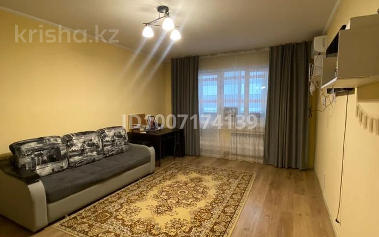 1-бөлмелі пәтер · 50.4 м² · 3/9 қабат, мкр Акбулак 8 — Райымбека- Яссауи, бағасы: 31 млн ₸ в Алматы, Алатауский р-н — фото 2