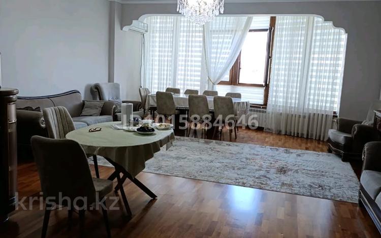 3-бөлмелі пәтер · 120.3 м² · 3/9 қабат, 12 ш/а. 38А, бағасы: 33.6 млн ₸ в Актобе, мкр 12 — фото 2