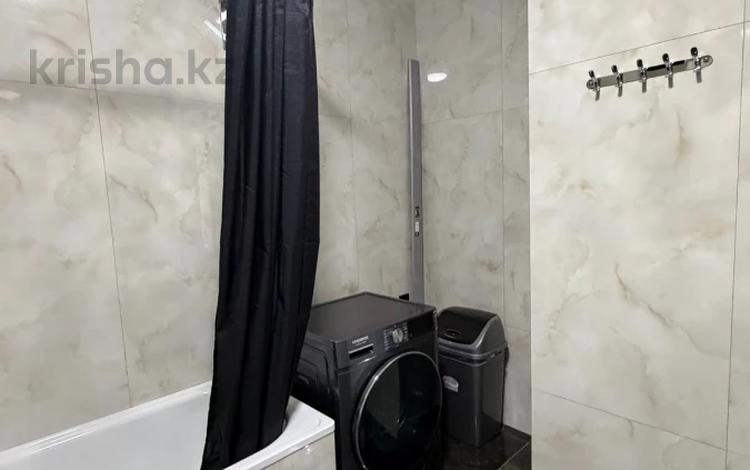 2-бөлмелі пәтер · 54 м² · 2/13 қабат, Толе би, бағасы: 44 млн ₸ в Алматы, Алмалинский р-н — фото 2