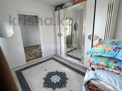 4-комнатная квартира · 70 м² · 4/5 этаж, Старый город, Әйтеке би 45 за 15.5 млн ₸ в Актобе