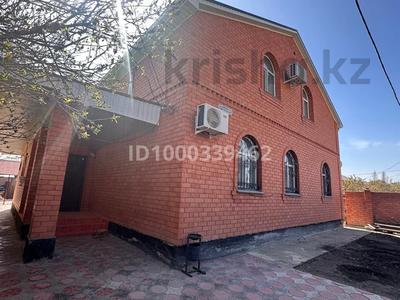 Отдельный дом · 5 комнат · 200 м² · 6 сот., М.Халелова за 200 млн 〒 в Атырау, мкр Жилгородок