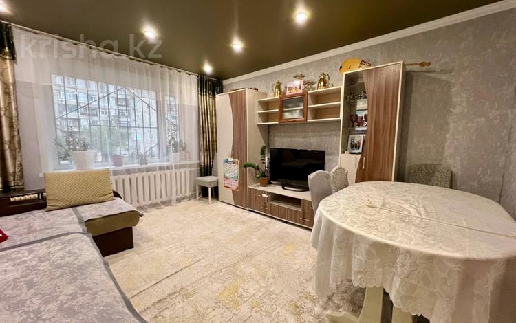 3-бөлмелі пәтер · 63.1 м² · 1/5 қабат, Ауэзова 93, бағасы: 20 млн ₸ в Экибастузе — фото 2